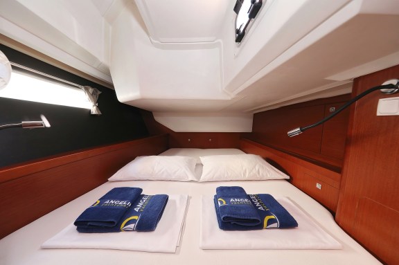 Image of Barbarella II yacht #24