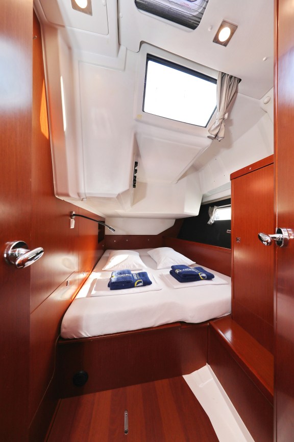 Image of Barbarella II yacht #25