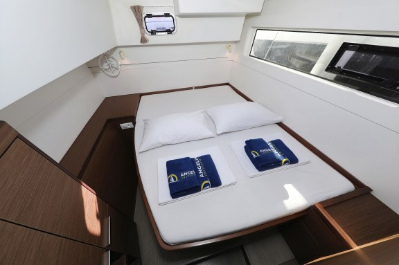 Image of Wild Cat yacht #24