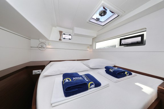 Image of Wild Cat yacht #25