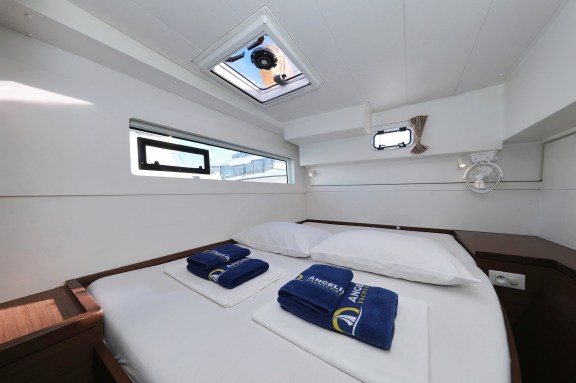 Image of Wild Cat yacht #29