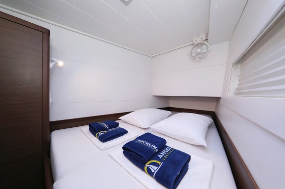 Image of Wild Cat yacht #31