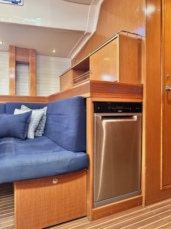 Image of Heidrun yacht #10