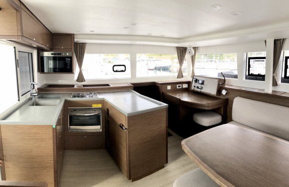 Image of Zen yacht #21