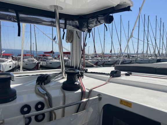 Image of Top Light yacht #10