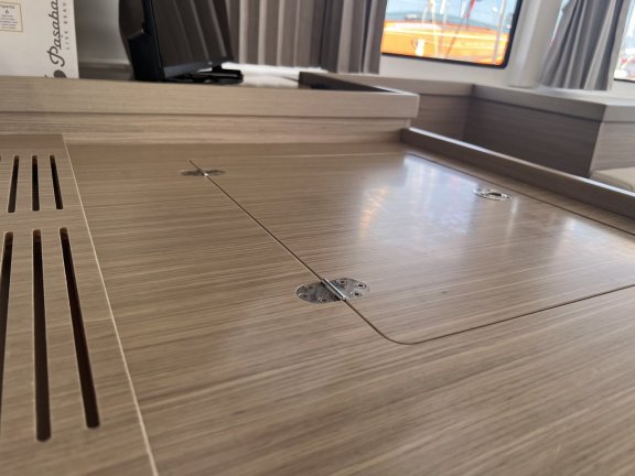 Image of Top Light yacht #12