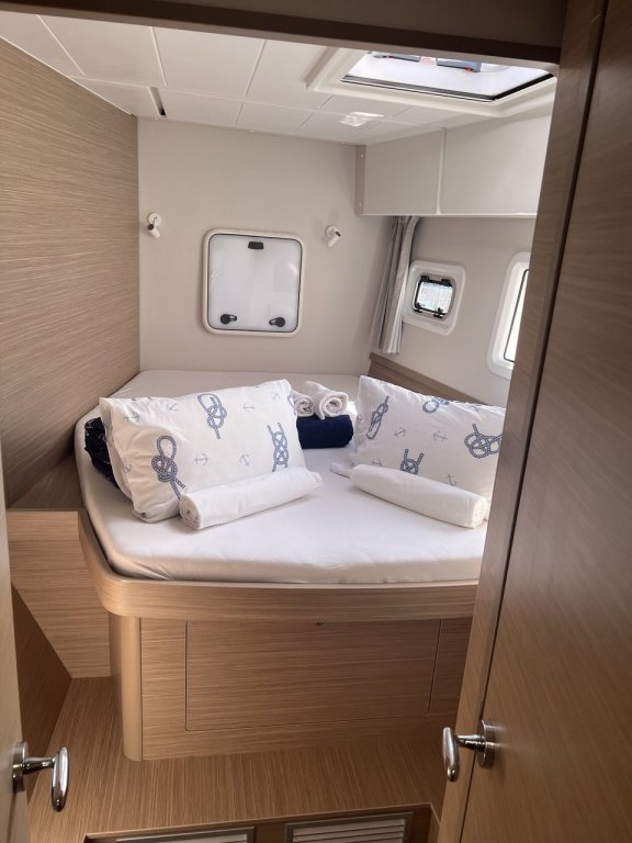 Image of Top Light yacht #15