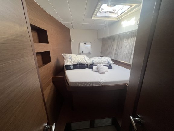 Image of Adventure yacht #16