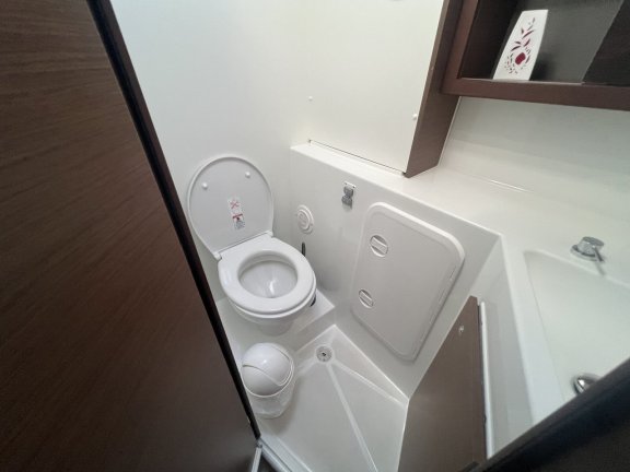 Image of Adventure yacht #21