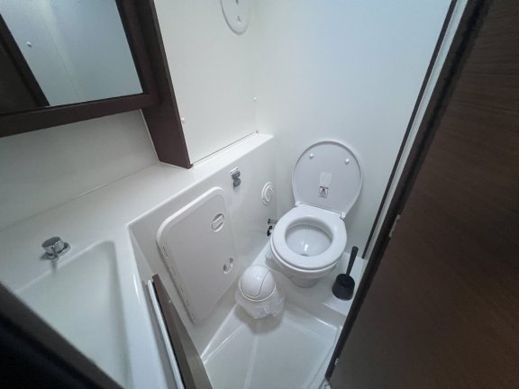 Image of Adventure yacht #22