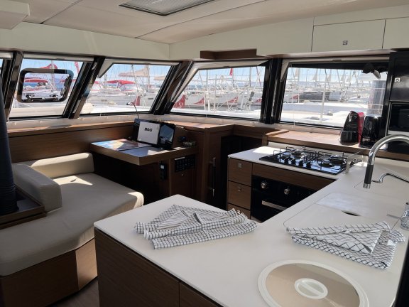 Image of Dream (cat) yacht #19