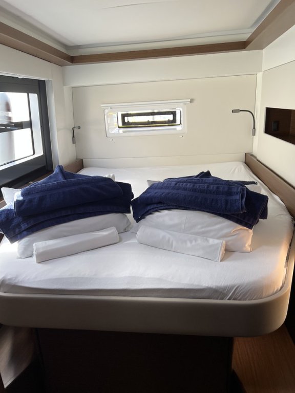 Image of Dream (cat) yacht #26