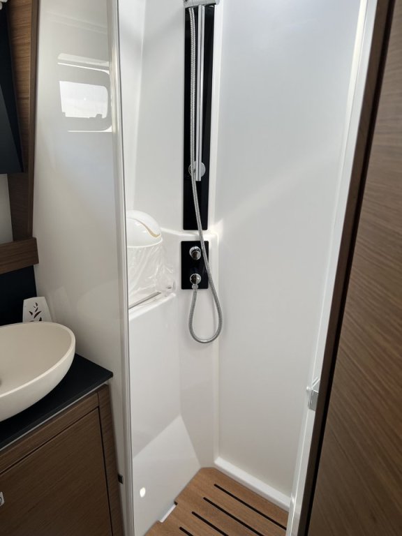 Image of Dream (cat) yacht #34