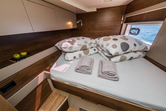 Image of Mirage yacht #13