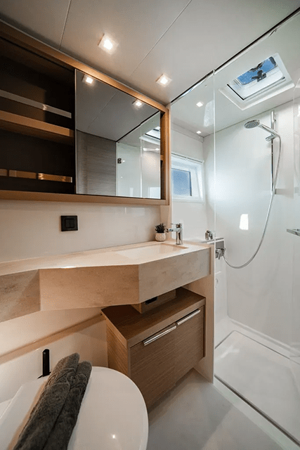 Image of Mary Grace II yacht #12