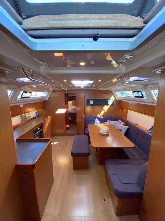 Image of Protein yacht #6