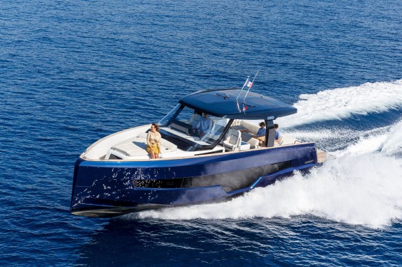 Image of Instant Crush yacht #10