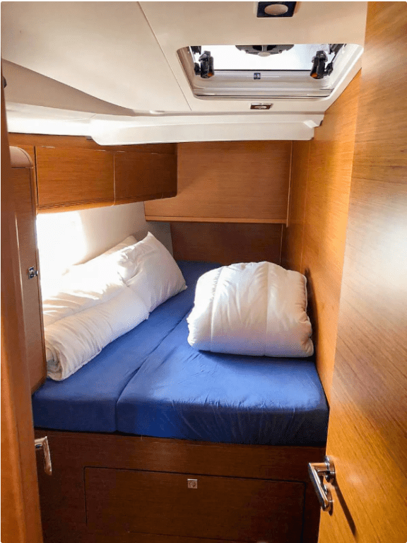 Image of Misty yacht #17