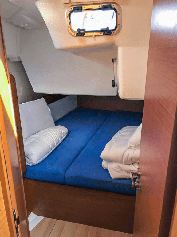 Image of Misty yacht #16