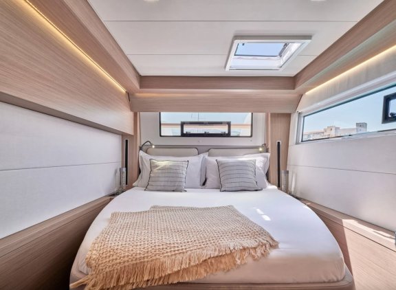 Image of Unconditional Love yacht #22