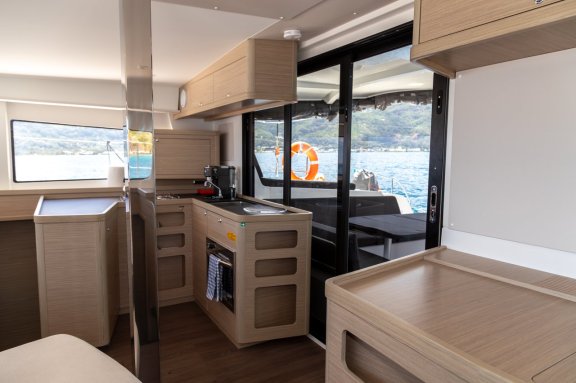 Image of Vanessa yacht #26