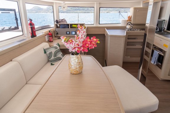 Image of Vanessa yacht #27