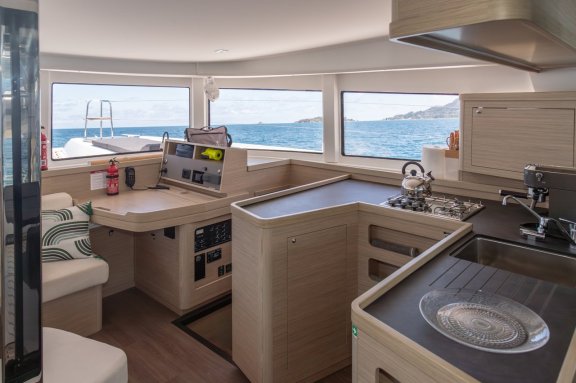 Image of Vanessa yacht #29