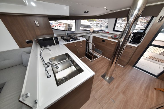 Image of Jako 2 yacht #9