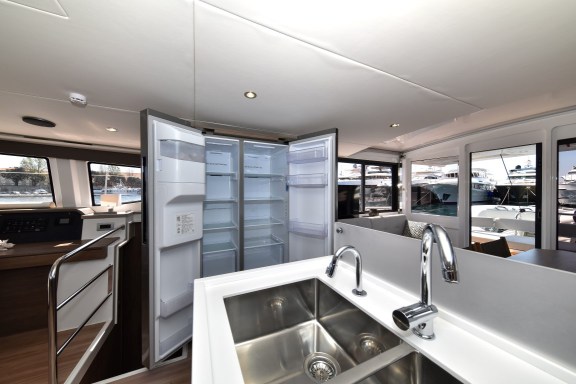 Image of Jako 2 yacht #12