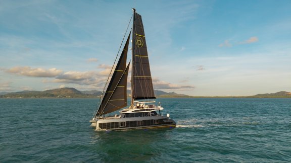 Image of E-Motion yacht #16