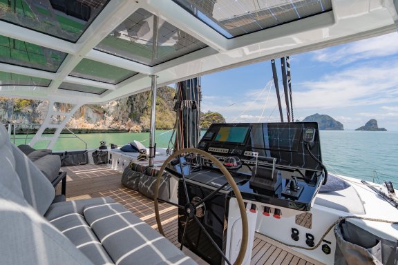 Image of E-Motion yacht #33