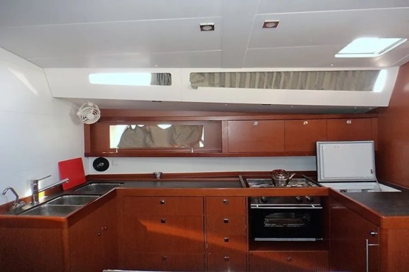 Image of Navira yacht #8