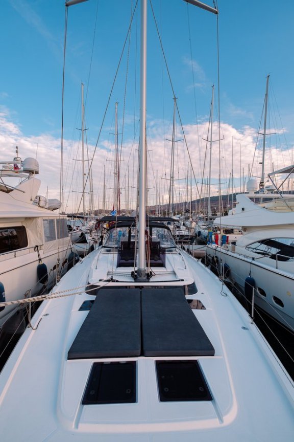 Image of Ghost yacht #5