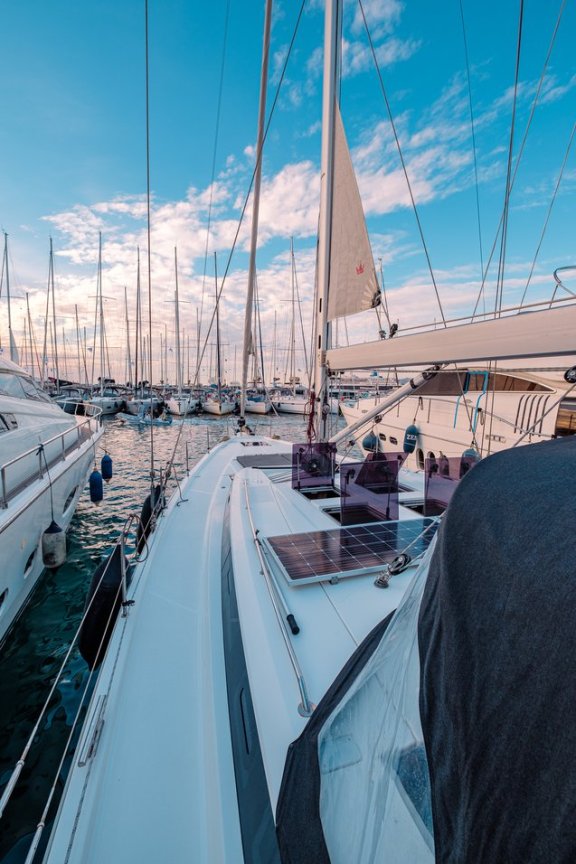 Image of Ghost yacht #10