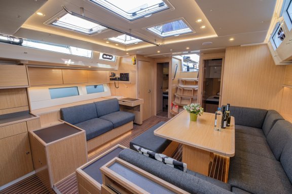 Image of Ghost yacht #15