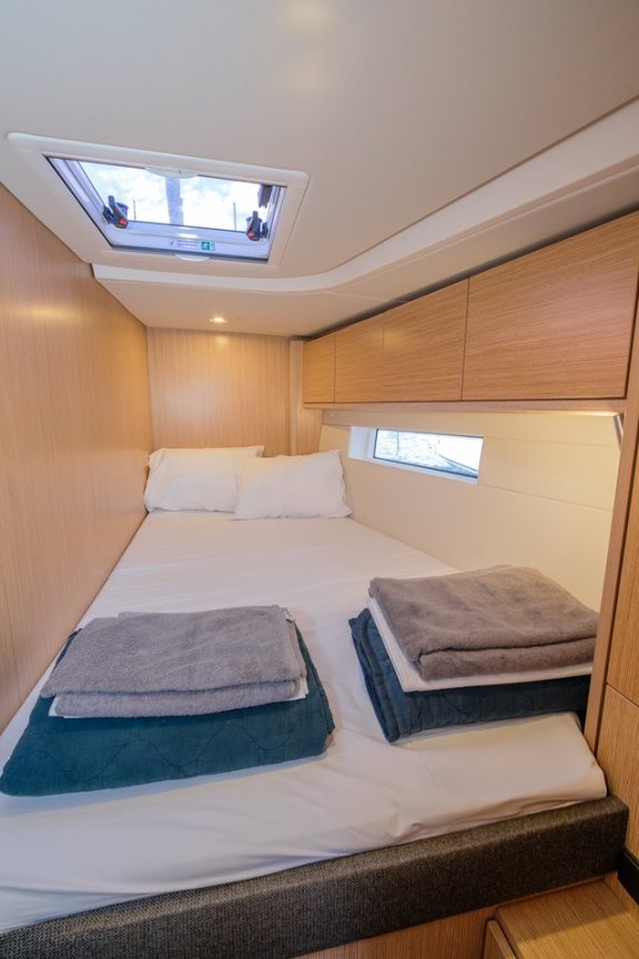 Image of Ghost yacht #18