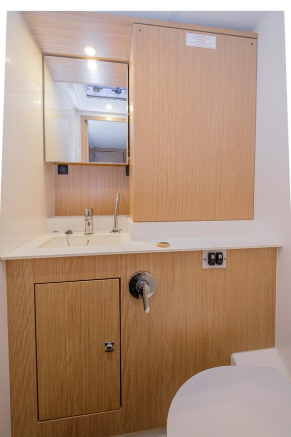 Image of Ghost yacht #24