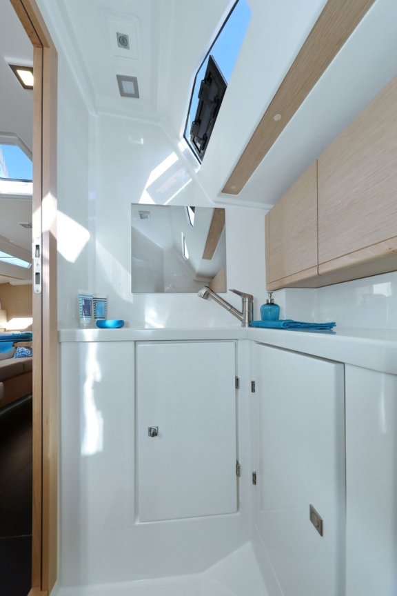 Image of Amore yacht #15