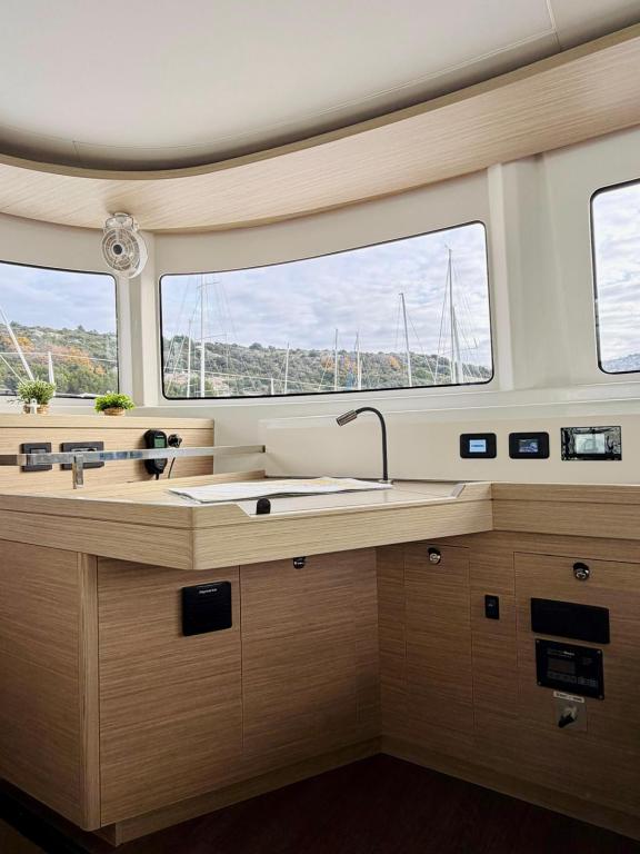 Image of No Limit II yacht #15