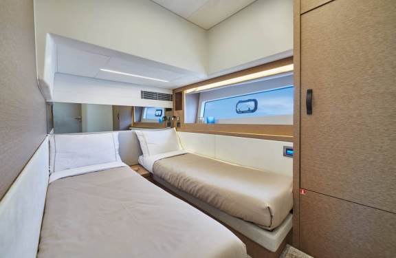 Image of Dzianiny.Club 2 yacht #18