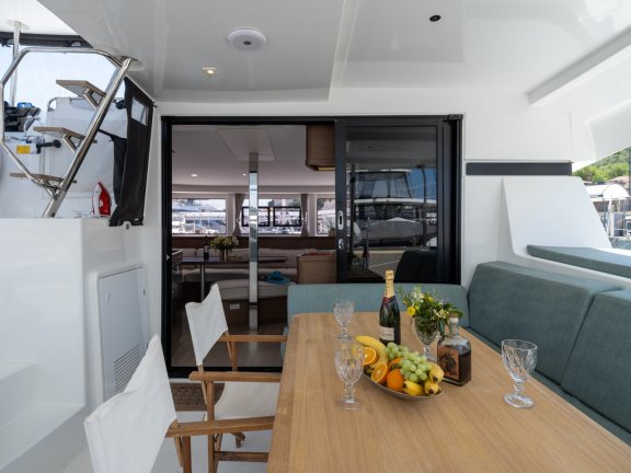 Image of Jutka yacht #16