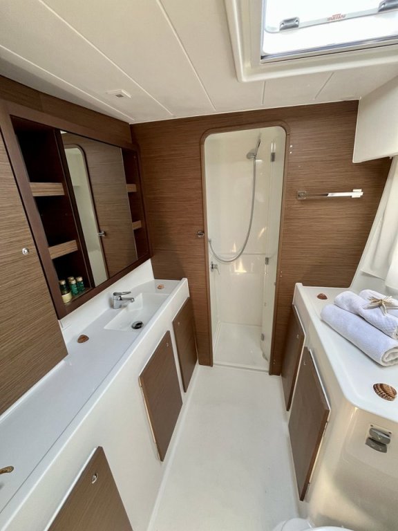 Image of Jutka yacht #27