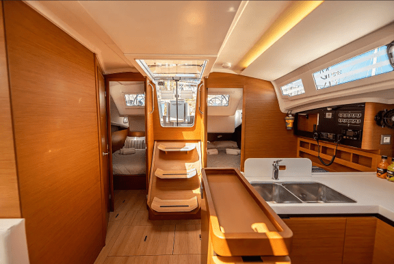 Image of Garfish yacht #8