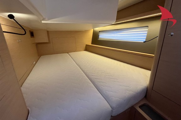 Image of Mandala yacht #10