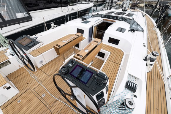 Image of Azzurra yacht #6