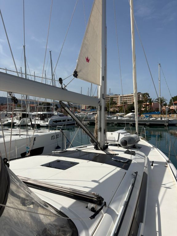 Image of Chuck yacht #3