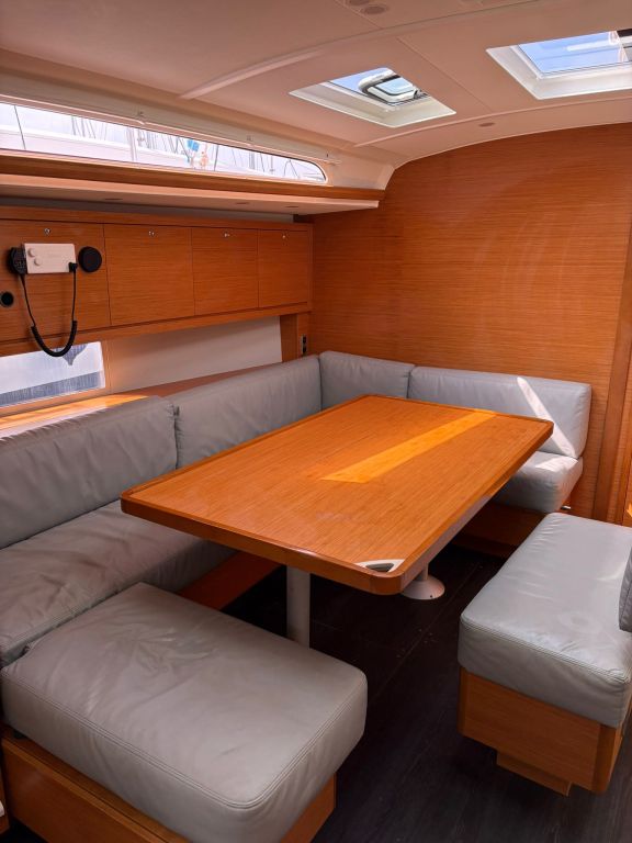 Image of Chuck yacht #5