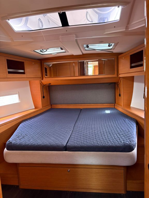 Image of Chuck yacht #7
