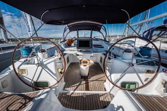 Image of Vika yacht #13