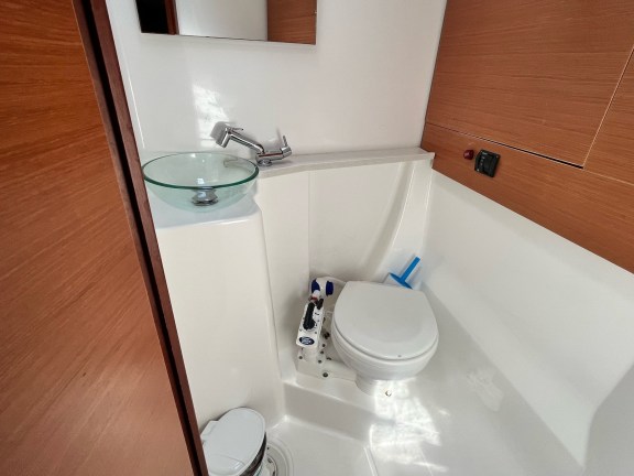 Image of Fish N’Chips yacht #18